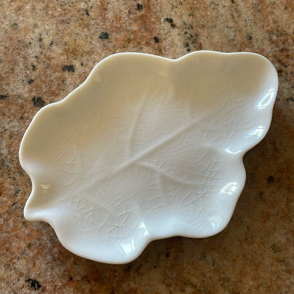 White glazed leaf shaped, spoon, rest, or jewelry catcher